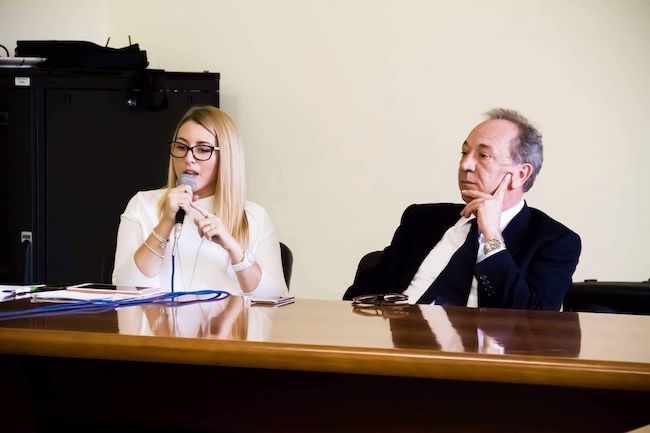 da sin. assessore Giulia De Lellis, sindaco Giorgio De Luca