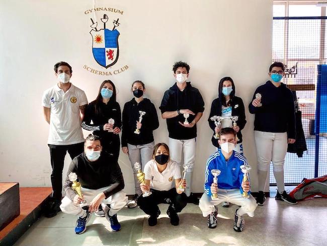 fabio pascale in piedi a sx, con i partecipanti alla copppa italia regionale del 25 aprile