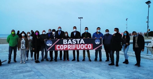 FLASHMOB COPRIFUOCO 30AP21