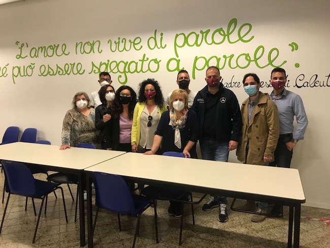 de martinis santavenere e volontari emporio e mensa