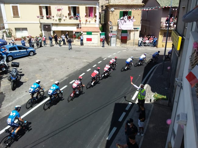 foto giro d'italia caprara 2021