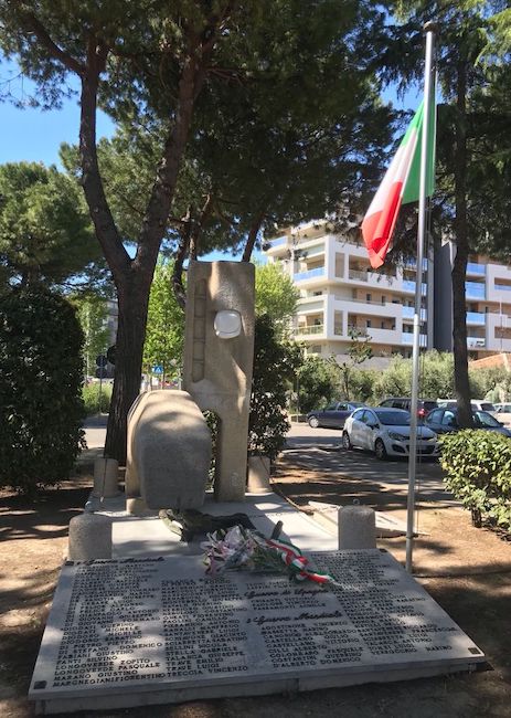 monumento ai caduti riqualificato