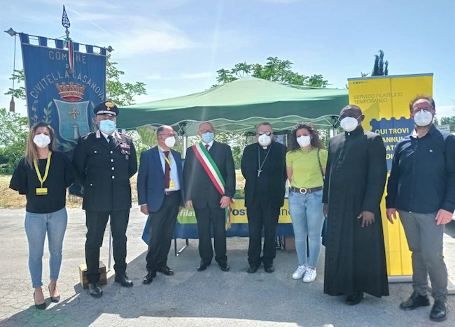presentazione cartolina annullo civitella casanova