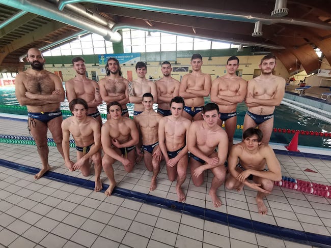 pescara pallanuoto bordo vasca