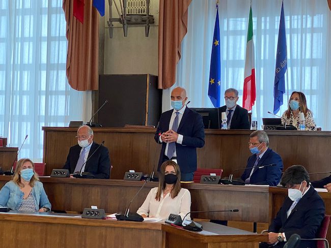 riunione consiglio comunale pescara 28 giugno 2021