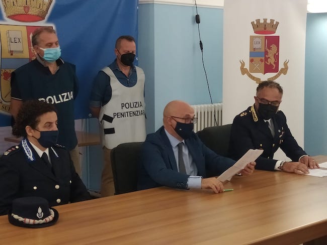 conferenza arresto latitante