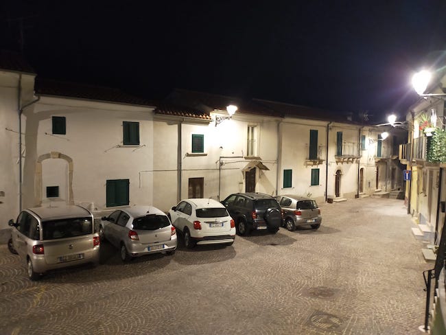 piazza castello lanterne manoppello