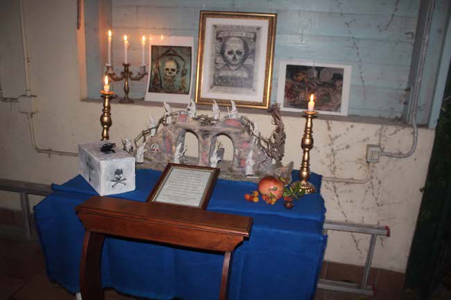 altare-tavola-dei-morti