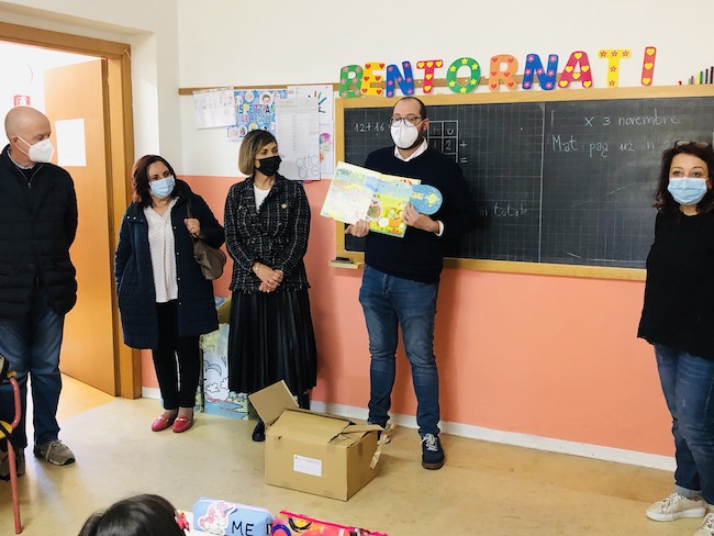 consegna libri scuole