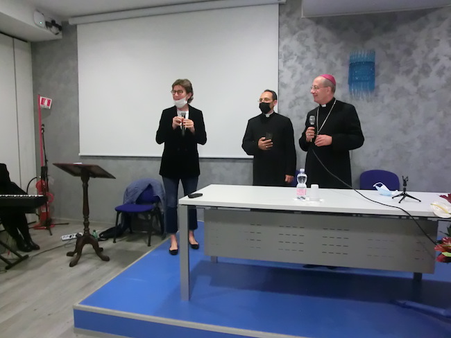 pastorale vescovo forte