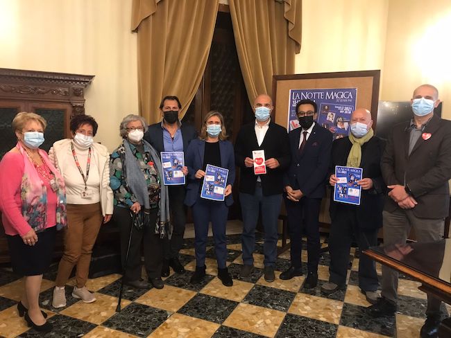 spettacolo magia raccolta fondi