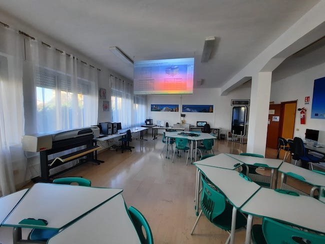 aula istituto manthone