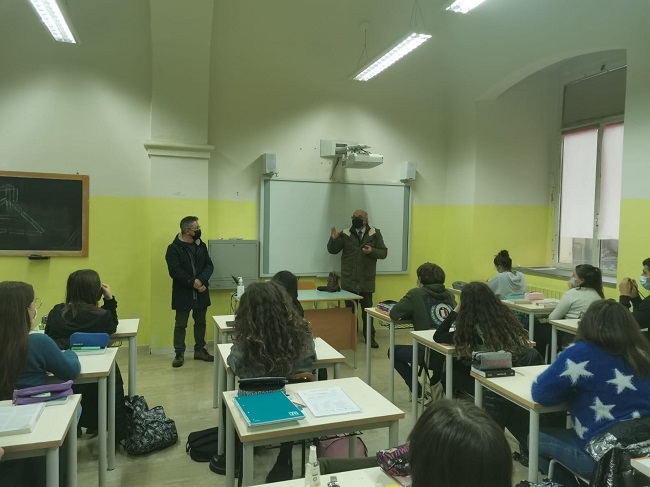 Il presidente dell'Avis di Chieti Parlante al Vico