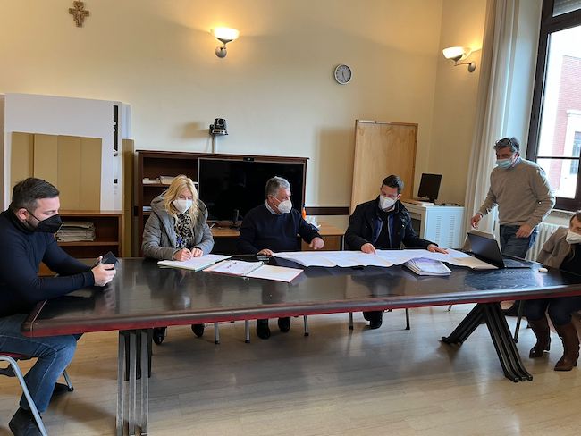 commissione lavori via pepe