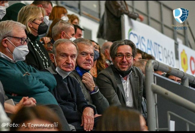 pallacanestro roseto