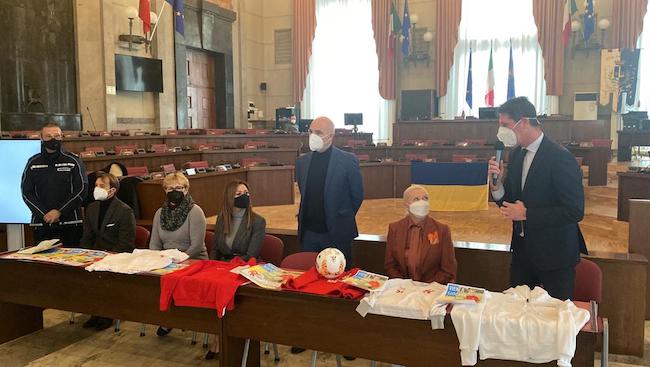 presentazione vieni a giocare con noi