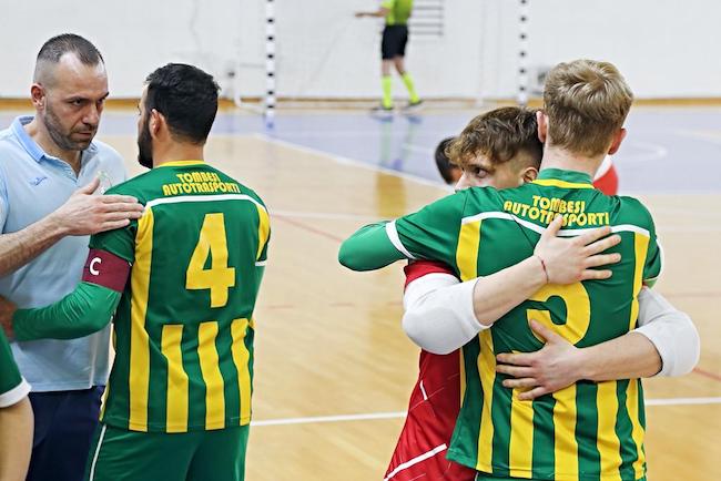 tombesi c5 abbraccio