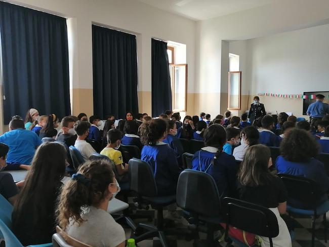 scuola legalità san valentino