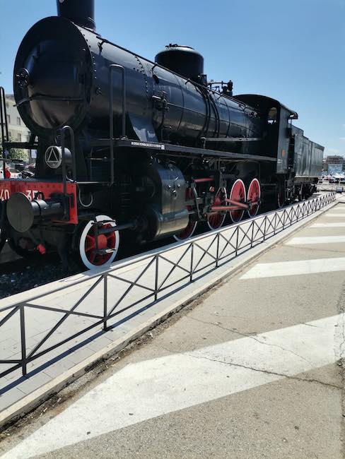 monumento locomotiva pescara
