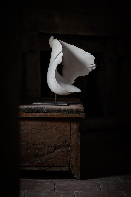 scultura verso l'alto