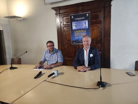 presentazione cinema sotto le stelle