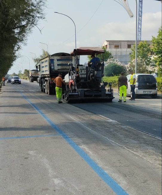 lavori buche stradali roseto