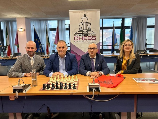 conferenza scacchi