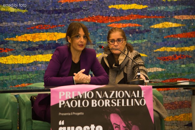 questo-non-e-amore-2023-03