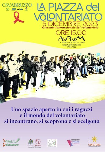 la piazza del volontario