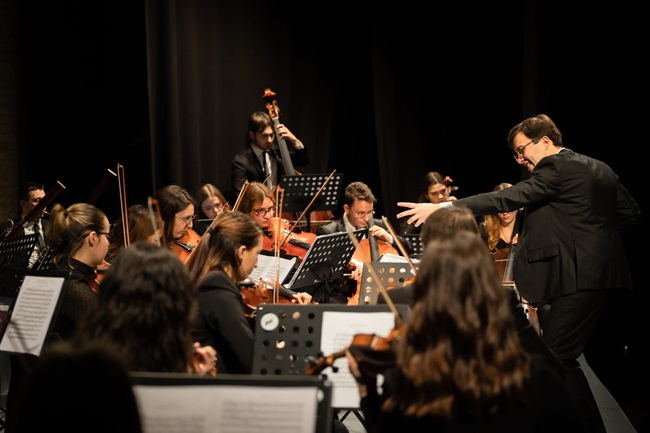 2. Buoni Propositi. Orchestra