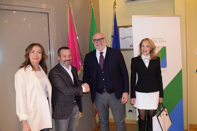 insediamento di primio difensore civico