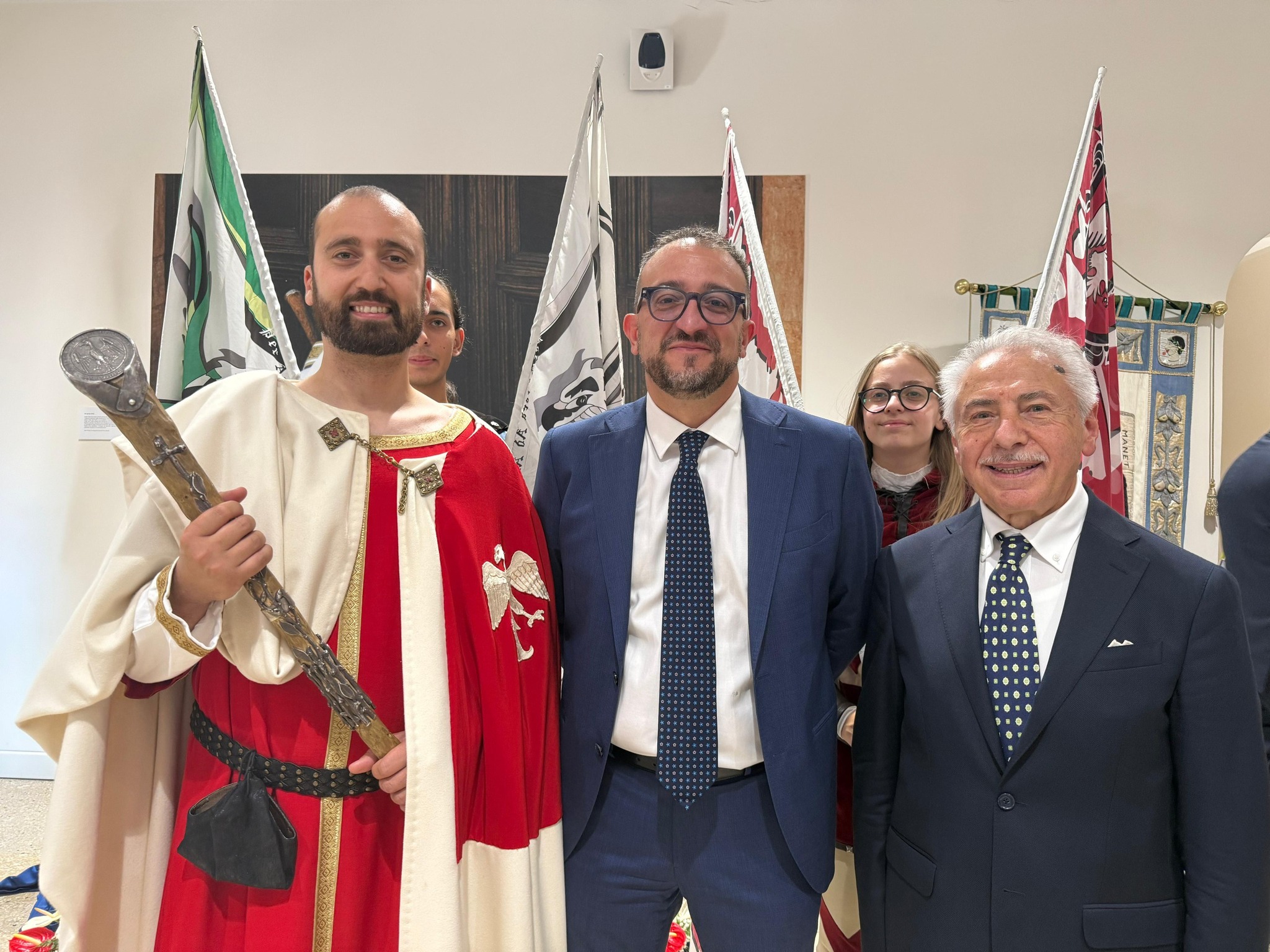 Alessandro Sette il Giovin Signore con il Sindaco Biondi e il Presidente ISA Alberto Mazzocco(1)