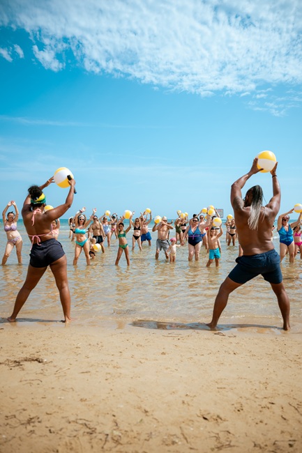 Vertical Summer Tour 2025