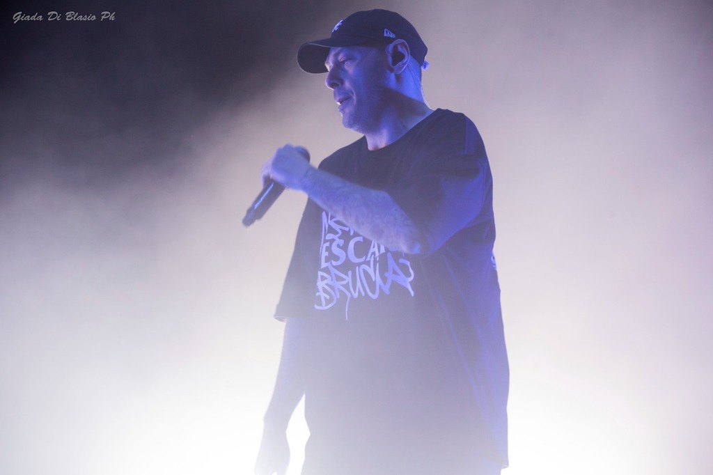 fabri-fibra-pescara-2025-04