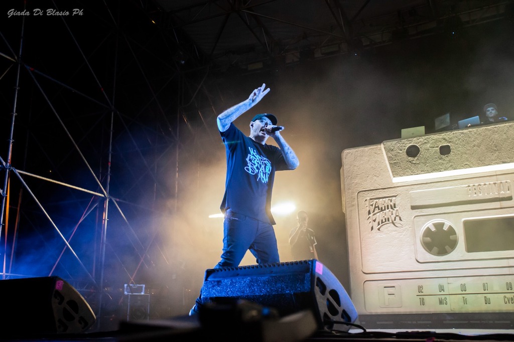 fabri-fibra-pescara-2025-07