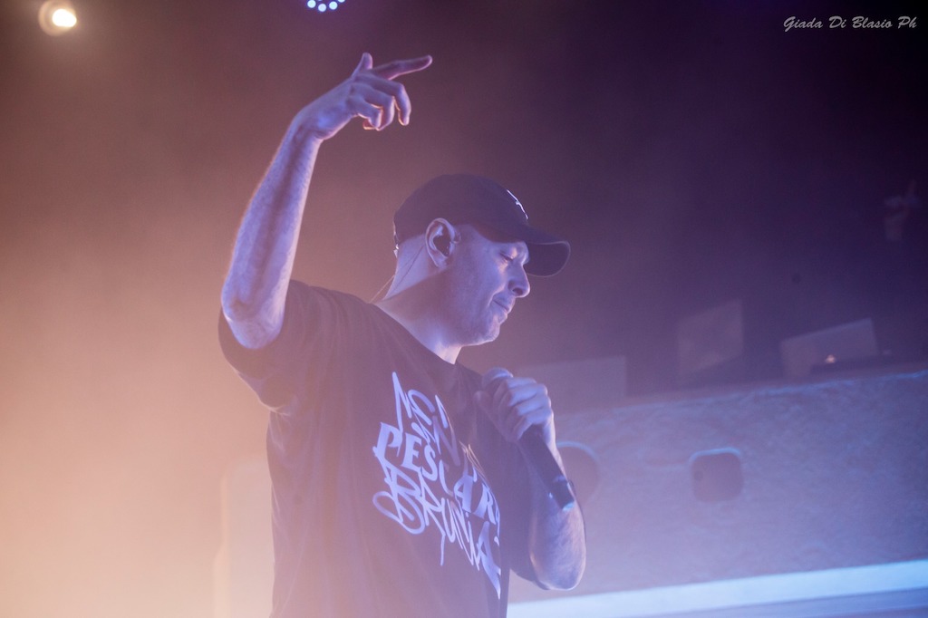 fabri-fibra-pescara-2025-10