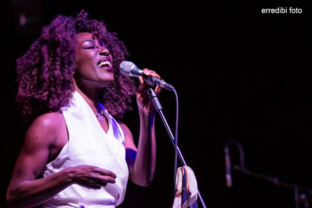 matt-bianco-montesilvano-8-agosto-2025-03