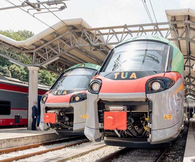 Nuovo treno ferroviario
