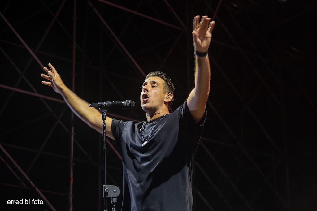 francesco-gabbani-pescara-2025-05