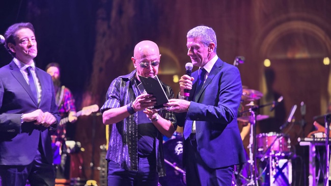 enrico-ruggeri-avezzano-voci-di-pace-2025