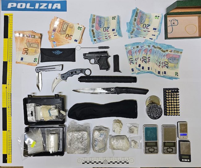 refurtiva 3 dicembre 2025