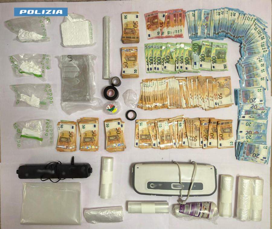 arresto per 2 kg cocaina 26 febbraio 2026