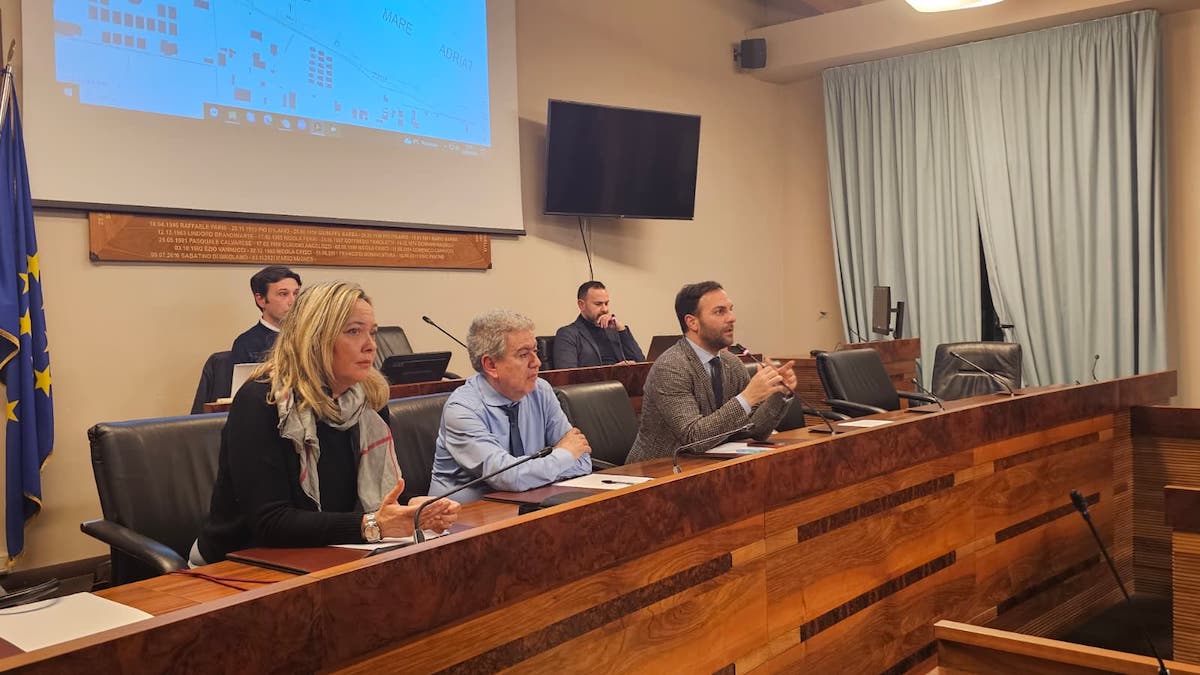 incontro su piano demaniale