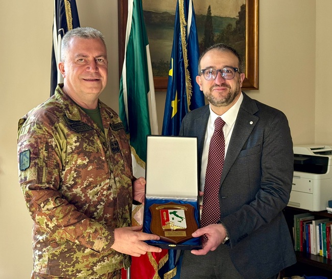 Il Generale Mirra incontra il Sindaco della città dell’Aquila