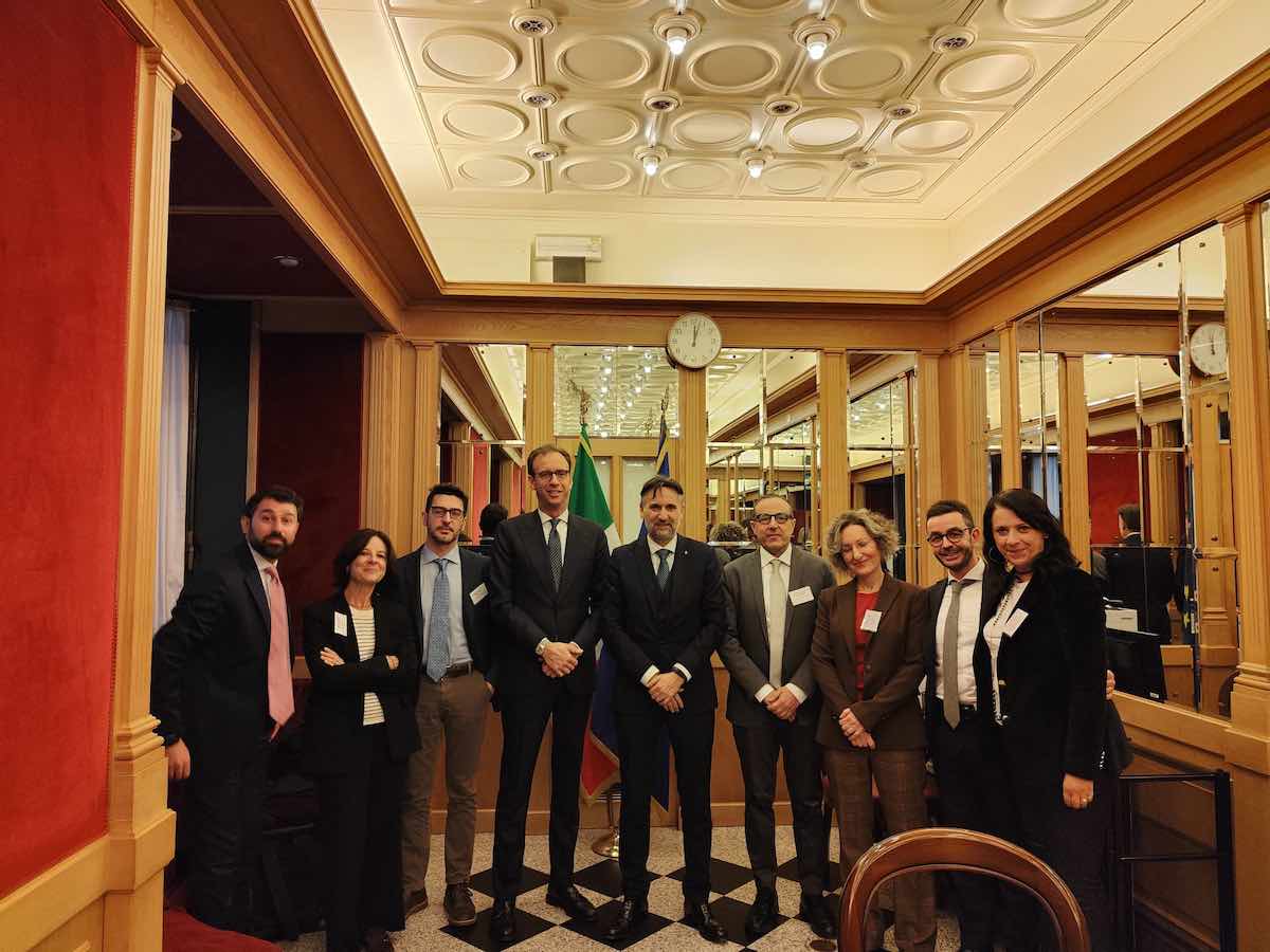 cacciatore con componenti tavolo tecnico lavoro senato