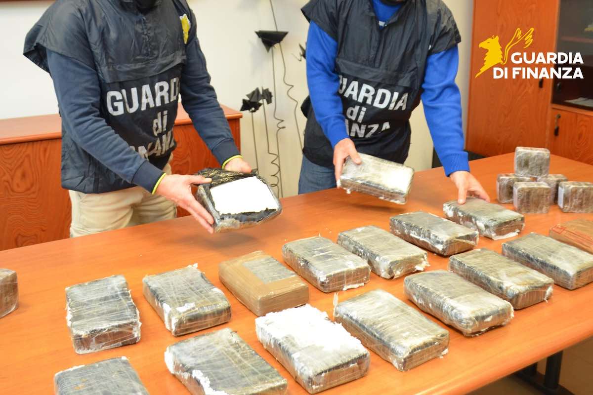 maxi sequestro droga pescara 26 marzo 2026