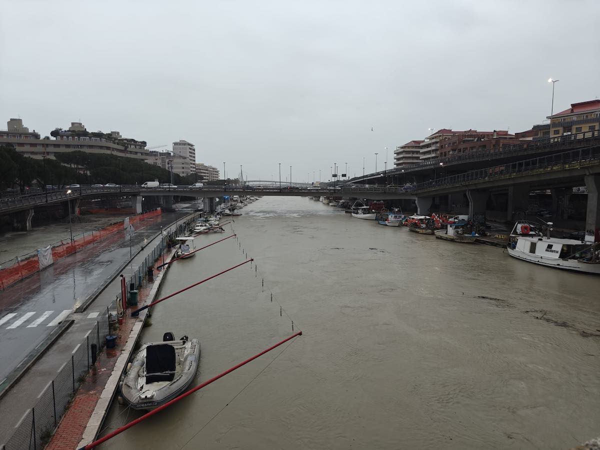 superamento limite fiume pescara golene