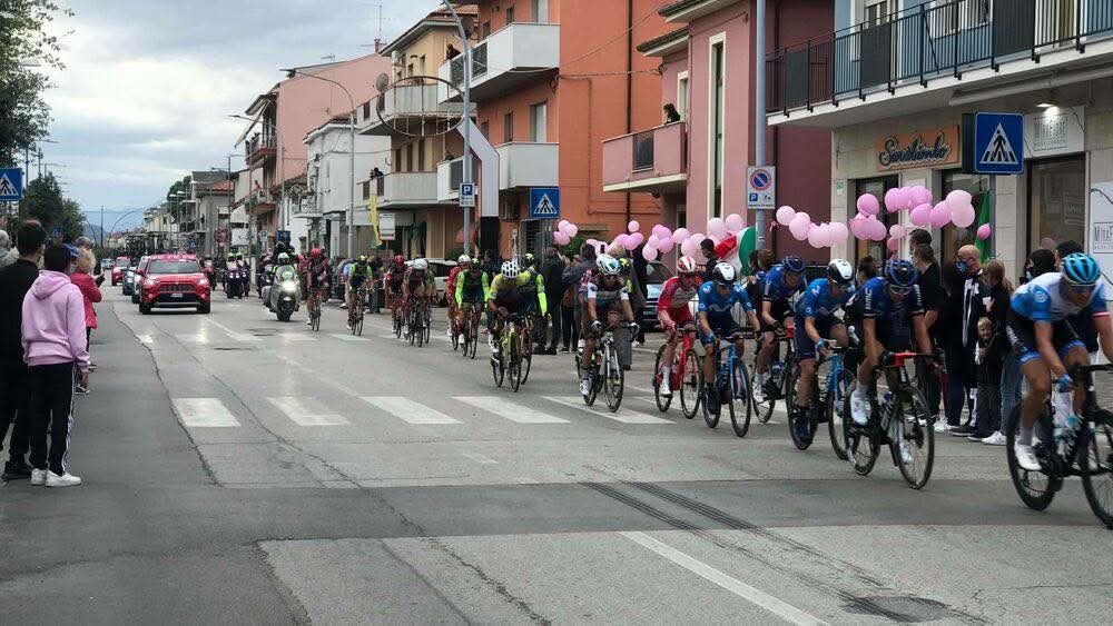 giro d'italia via vestina