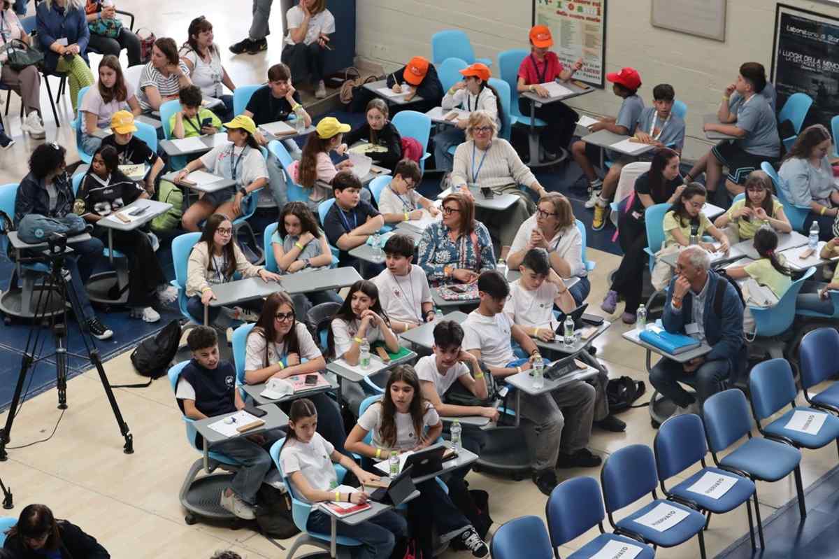 Andrea Alessandro Bosco, studente del Liceo Illuminati di Atri, vince i Campionati nazionali di problem solving del MIM
