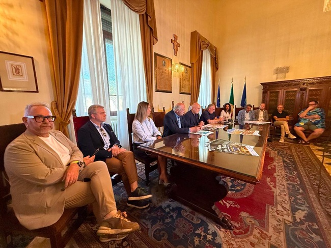 conferenza stampa asili nido Pescara